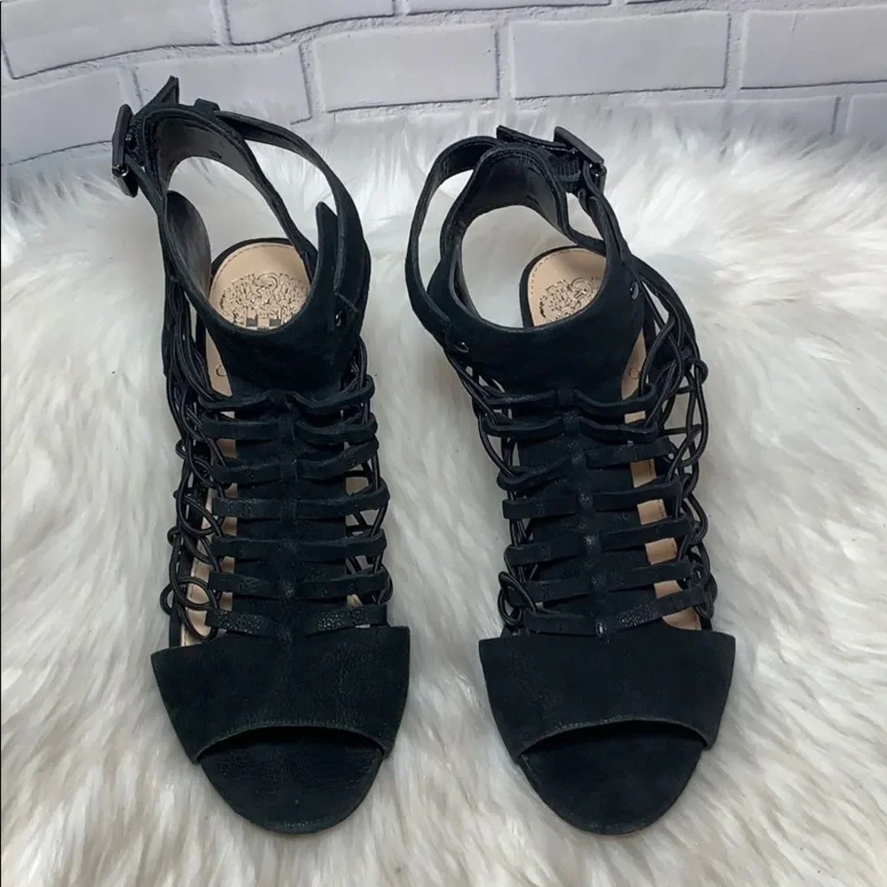 Vince Camuto Esray Black Suede Sandals Sz‎ 7